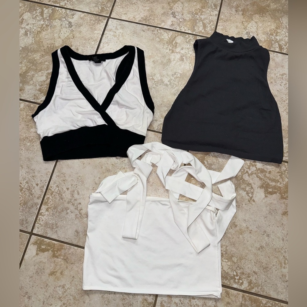 Bundle of 3 cute crop tops. Zara, Forever 21, PLT.